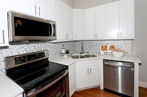 3167 Nebraska Ave, Saint Louis MO 63118-2229 exterior