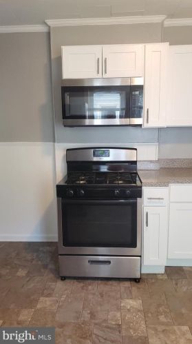 34 Reed Ave, Trenton NJ  08610-6306 exterior