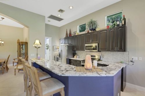 9131 Cherry Oaks Ln, Naples FL 34114-0860 exterior