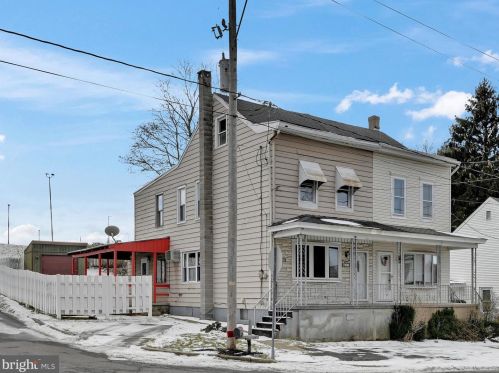 31 Ann St, Primrose, PA 17901-8438