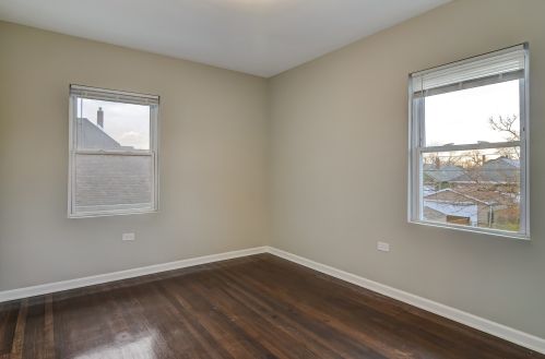 628 15 Ave, Broadview IL 60153-1204 exterior