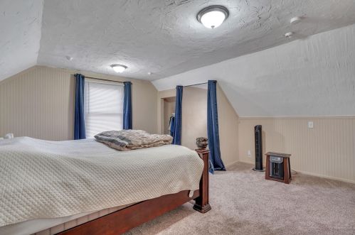 1969 96, Milwaukee WI 53227-1422 exterior