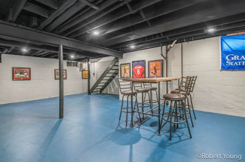 1811 Griggs, Grand Rapids MI 49506-4430 exterior