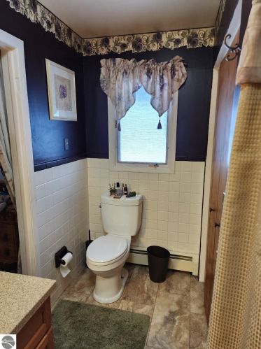 740 Witbeck Dr, Clare MI 48617-9721 exterior