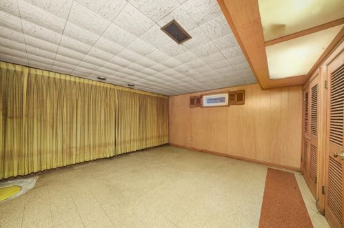 500 Berwick Blvd, Waukegan IL 60085-3410 exterior