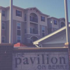 950 Jefferson Commons Cir, Saint Paul MN  55114-8634 exterior