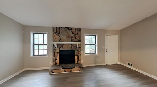 6242 Silver Spur Dr, Lithonia, GA 30058-6130