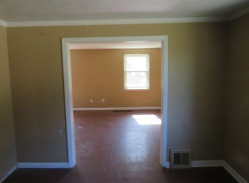 337 Dorothy Dr, Pittsburgh PA  15235-1831 exterior