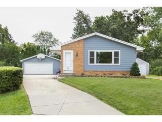 410 Monroe Pl, Hopkins MN  55343-8360 exterior