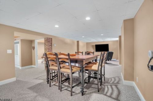 461 Bayberry Rd, Bridgewater NJ 08807-2203 exterior