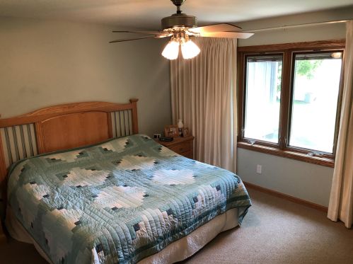 4226 Redbush Dr, Wyoming MI exterior