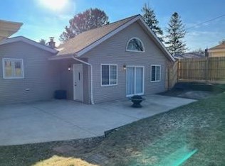 2232 Mangold Ave, Milwaukee WI  53221-4962 exterior