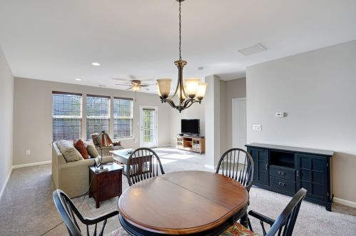 10 Heath Ln, Jackson Twp NJ 08527-4696 exterior