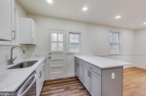 9408 Columbia Blvd, Silver Spring MD  20910-1529 exterior