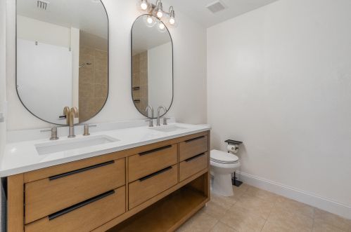 813 Cloyd Dairy Loop, Orlando FL  32825-7302 exterior