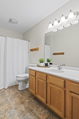 1201 Winston Dr, Edgerton WI 53534-1029 exterior