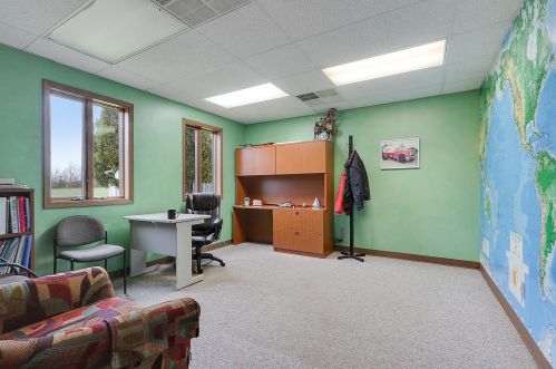 5050 Ctr Rd, Manitowoc WI 54220-9166 exterior