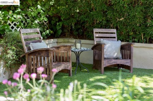 135 Tunl Rd, Berkeley CA 94705-2841 exterior