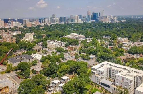 560 Morgan St, Atlanta GA 30308-2821 exterior