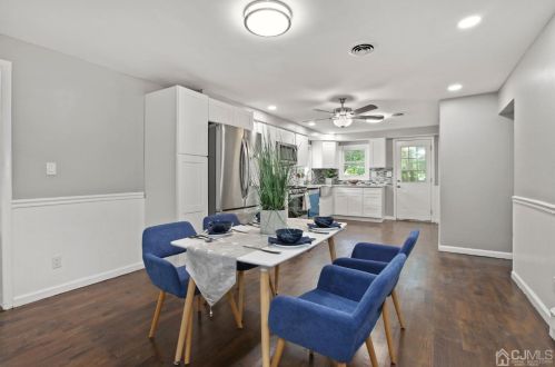 26 Fern St, Edison NJ  08817-4206 exterior