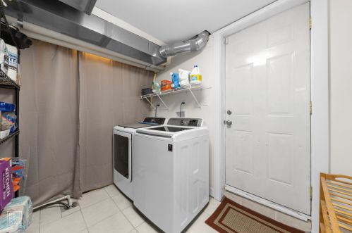 2505 Ainslie St, Chicago IL 60706-3457 exterior