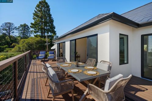 744 Contra Costa Ave, Berkeley CA 94707-1937 exterior