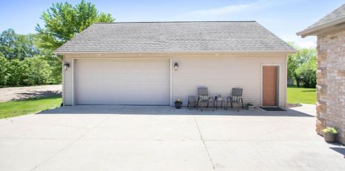 7390 Leonard St, Coppersville MI 49404-9729 exterior