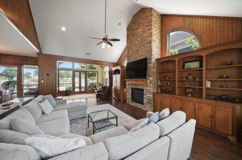 9 La Costa Dr, Montgomery TX 77356-5357 exterior