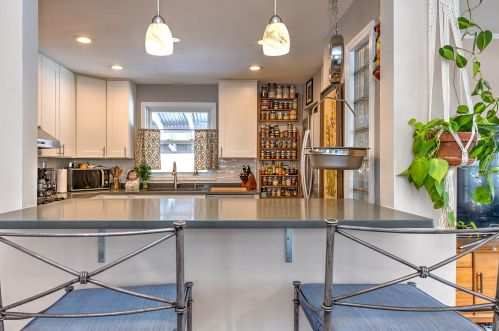 5646 Nottingham Ave, Chicago IL 60638-3109 exterior