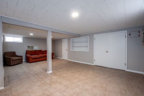 11629 Artesian Ave, Chicago IL 60645-5302 exterior