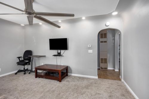 2939 Fairfield St, Meskegon MI  49441-4005 exterior