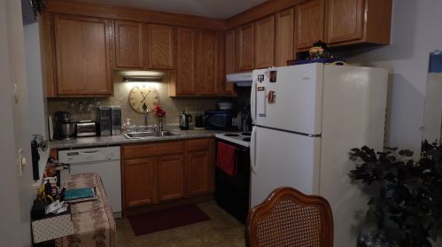 21 Burns Ave, Concord NH 03301-6133 exterior