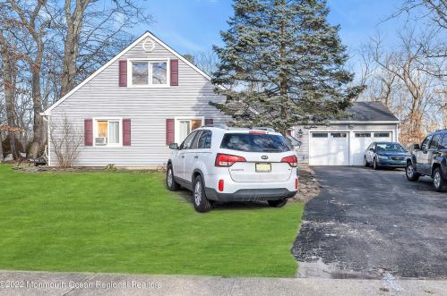 12 Buckingham Dr, Jackson Twp, NJ 08527-2605