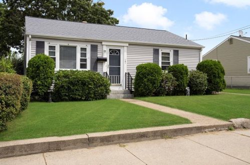 181 Avenue A, Woonsocket, RI 02895-6222