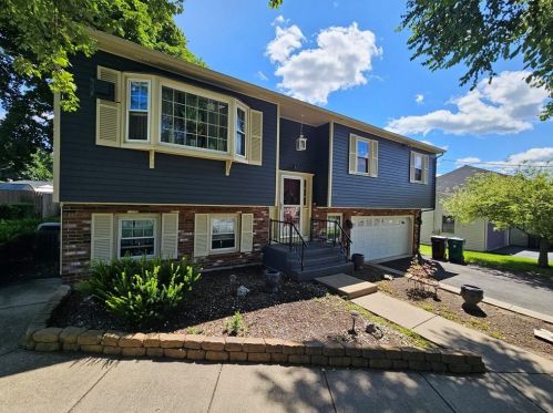 197 Capwell Ave, Woonsocket, RI 02895-5905