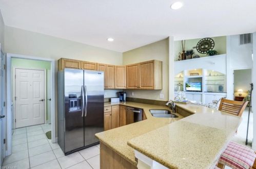 2288 Is Cv Cir, Naples FL 34109-0341 exterior