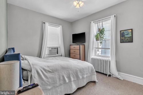 497 Lemonte St, Philadelphia PA  19128-4534 exterior