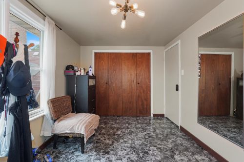 5616 Kolin Ave, Chicago IL 60629-4838 exterior