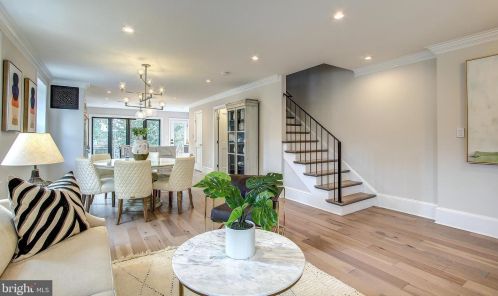 2440 Huidekoper Pl, Washington DC  20007-1826 exterior