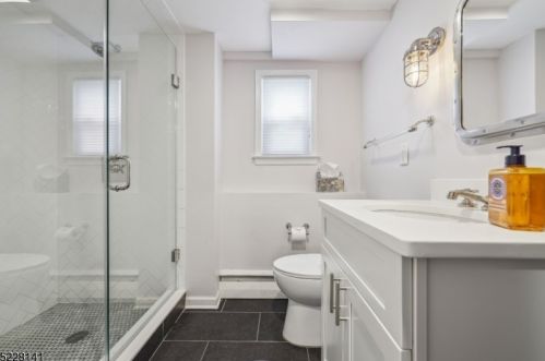 26 Richland Dr, Springfield NJ  07081-2509 exterior