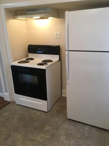 370 River St, Woonsocket RI 02895-1821 exterior