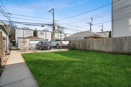 5212 Montrose Ave, Chicago IL 60706-7161 exterior