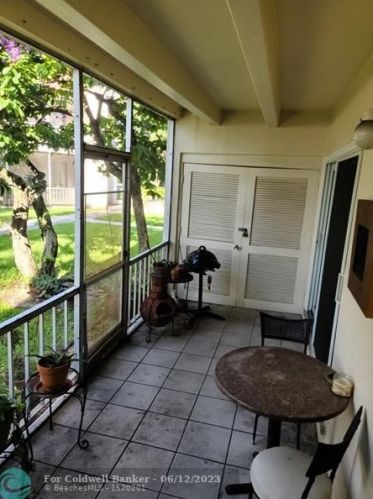 620 13th St, Boca Raton FL  33486-2472 exterior