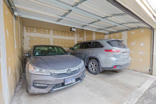 4830 Indiana Ave, Chicago IL  60615-1122 exterior