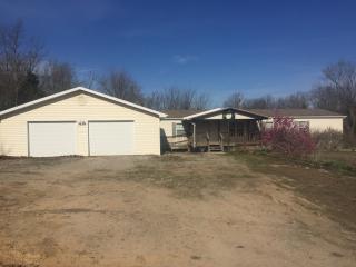31951 Nodaway Dr, Lebanon MO  65536-6940 exterior