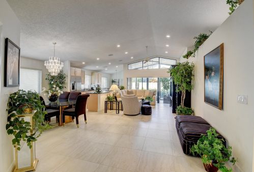 6172 Bay Is Dr, Boynton Beach FL exterior