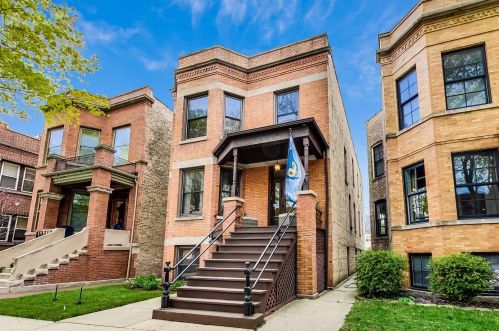 3624 Bell Ave, Chicago, IL 60618-4820