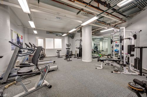 801 Wells St, Chicago IL  60607-4509 exterior