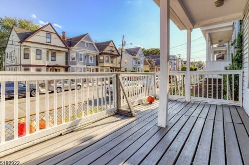 117 6 St, Paterson NJ 07508-2121 exterior