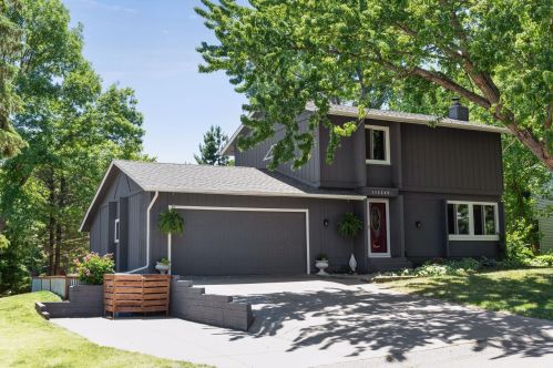 112369 Eitel Cir, Chaska, MN 55318-1507